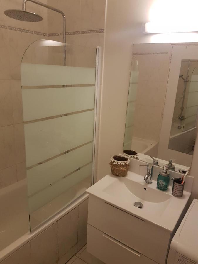 T2 Cour Du Temple Plein Centre La Rochelle Apartment La Rochelle  Bagian luar foto